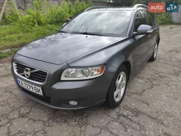 Авто Volvo V50 2012 № 7344040