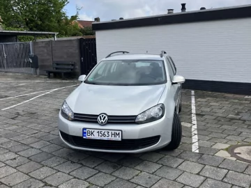 Авто Volkswagen Golf 2010 № 7344045