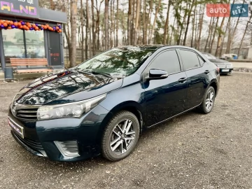Авто Toyota Corolla 2013 № 7344132