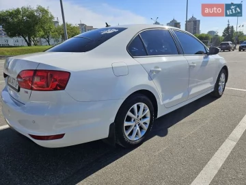 Авто Volkswagen Jetta 2011 № 7344177