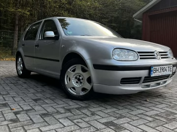 Авто Volkswagen Golf 2001 № 7345039