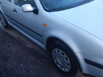 Авто Volkswagen Golf 1999 № 7345065