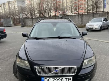 Авто Volvo V50 2004 № 7345192