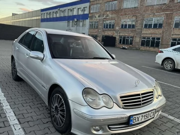 Авто Mercedes C-Class 2004 № 7345206