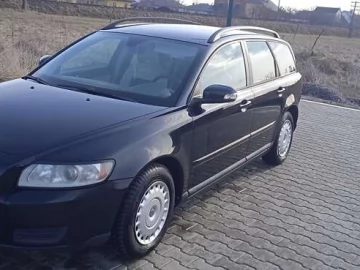 Авто Volvo V50 2008 № 7345279