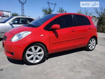 Авто Toyota Yaris 2008 № 7345323