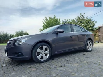 Авто Chevrolet Cruze 2011 № 7345376