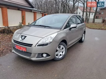 Авто Peugeot 5008 2011 № 7345390