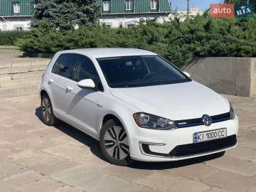 Авто Volkswagen E-Golf 2016 № 7345858