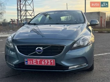 Авто Volvo V40 2013 № 7346001