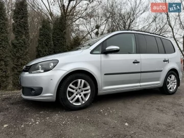 Авто Volkswagen Touran 2012 № 7346401