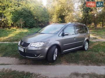 Авто Volkswagen Touran 2007 № 7346472