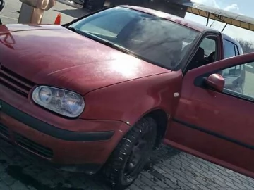 Авто Volkswagen Golf 1999 № 7346742