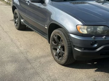Авто BMW X5 2002 № 7347025