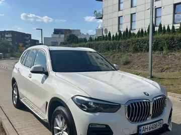 Авто BMW X5 2018 № 7347146