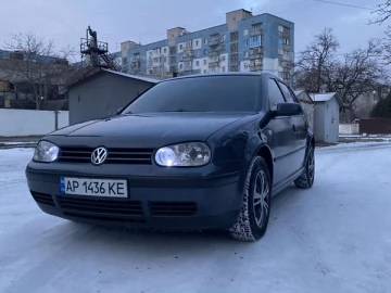 Авто Volkswagen Golf 2002 № 7347898