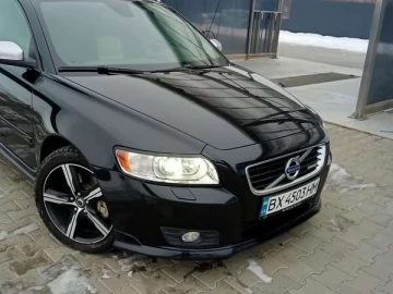 Авто Volvo V50 2008 № 7348557