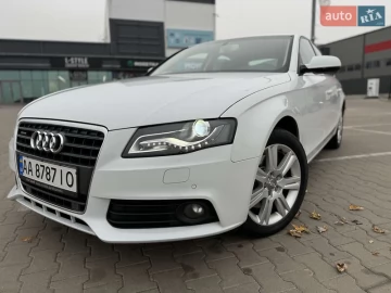 Авто Audi A4 2011 № 7348649