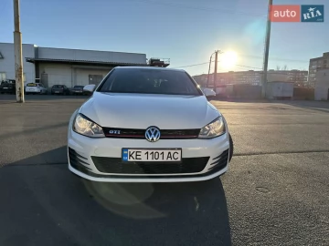 Авто Volkswagen Golf Gti 2015 № 7348840