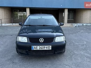 Авто Volkswagen Polo 2000 № 7349086
