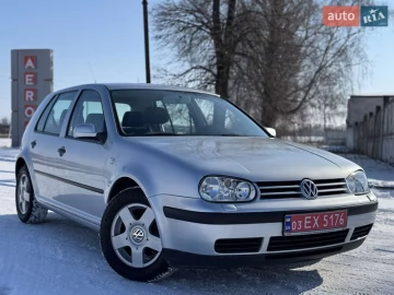 Авто Volkswagen Golf 2002 № 7349150