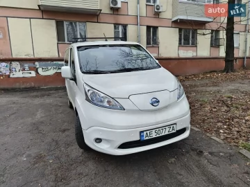 Авто Nissan E-Nv200 2015 № 7349486