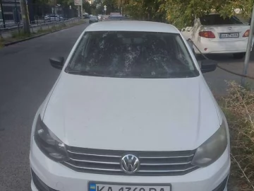 Авто Volkswagen Polo 2017 № 7350066