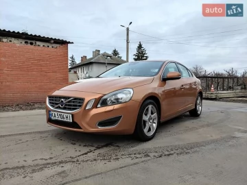 Авто Volvo S60 2012 № 7350243