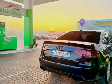 Авто Audi A4 2011 № 7350271