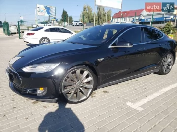 Авто Tesla Model S 2015 № 7350579