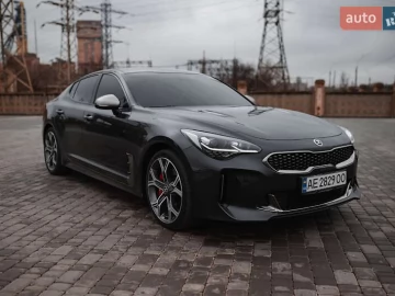 Авто KIA Stinger 2017 № 7350724
