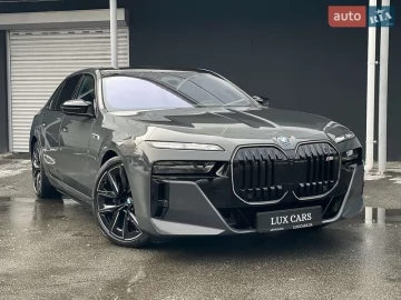 Авто BMW I7 2023 № 7350831