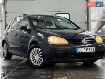 Авто Volkswagen Golf 2004 № 7351019
