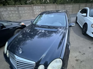 Авто Mercedes E-Class 2003 № 7351188