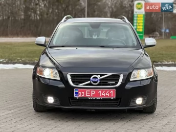Авто Volvo V50 2012 № 7351255