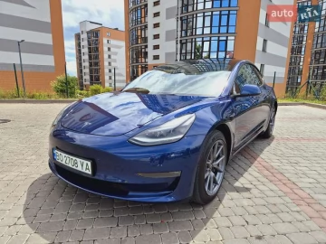Авто Tesla Model 3 2021 № 7351760