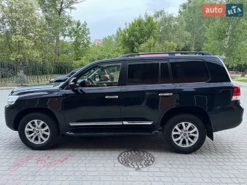 Авто Toyota Land Cruiser 2019 № 7351873