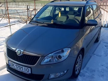 Авто Skoda Fabia 2010 № 7352191