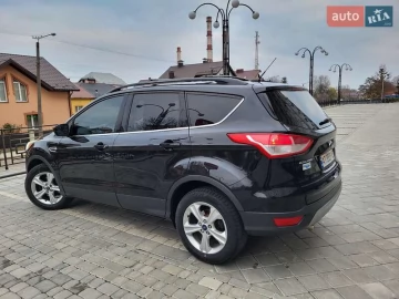 Авто Ford Escape 2013 № 7352394