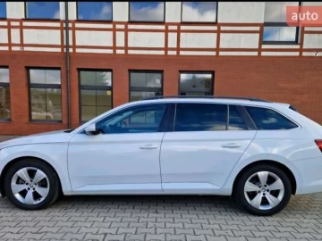 Авто Skoda Superb 2017 № 7352802