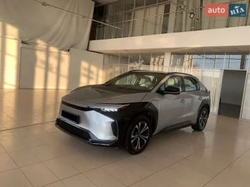 Авто Toyota Bz4X 2023 № 7352889