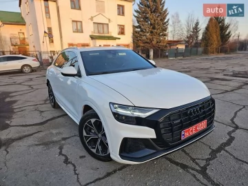 Авто Audi Q8 2019 № 7352997