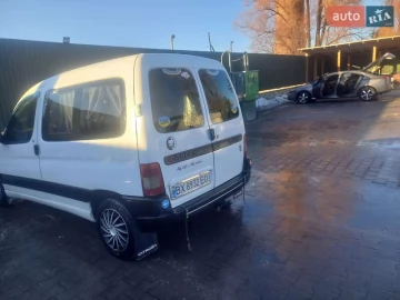 Авто Citroen Berlingo 2000 № 7353124