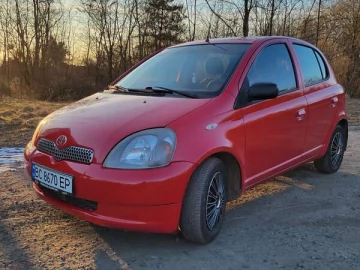 Авто Toyota Yaris 2000 № 7353145