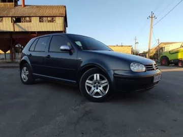 Авто Volkswagen Golf 2001 № 7353179