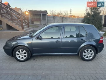 Авто Volkswagen Golf 2002 № 7353238