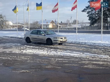 Авто Renault Laguna 2005 № 7353239