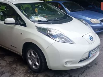 Авто Nissan Leaf 2012 № 7353468
