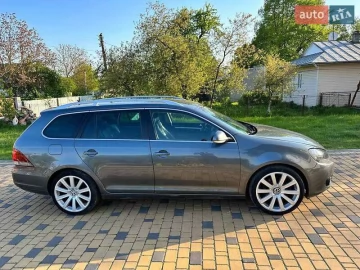 Авто Volkswagen Golf 2010 № 7353548