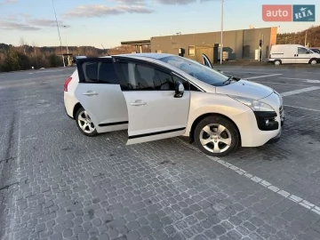 Авто Peugeot 3008 2011 № 7353596